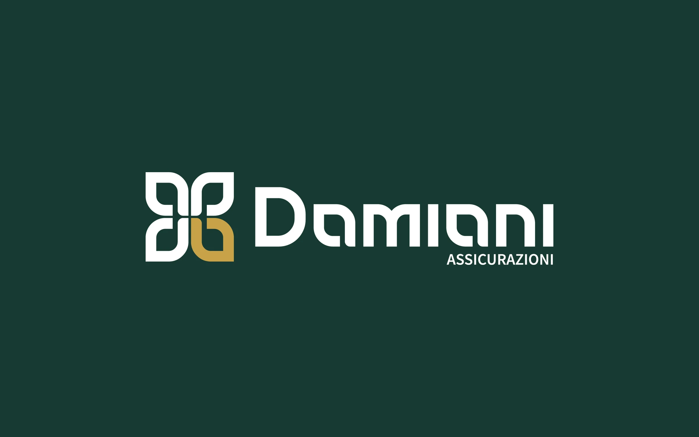 Logo Damiani Assicurazioni — logomark a quadrifoglio reinterpretato geometricamente, su sfondo verde profondo, con accent giallo ocra su un petalo.
